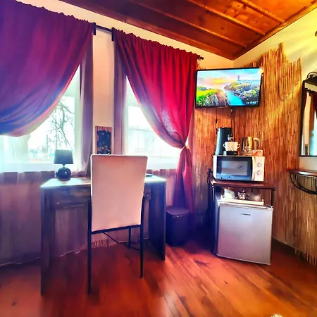 Complex Arbanashki Style-panoramic View With Summer And Winter Terrace, Jacuzzi, Sauna, Children's And Adult Area With Cinema Summer Arbanasi