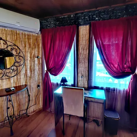 Complex Arbanashki Style-panoramic View With Summer And Winter Terrace, Jacuzzi, Sauna, Children's And Adult Area With Cinema Summer *