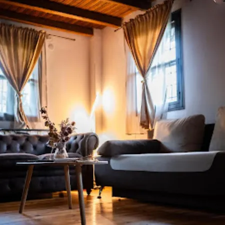 Complex Arbanashki Style-panoramic View With Summer And Winter Terrace, Jacuzzi, Sauna, Children's And Adult Area With Cinema Summer Arbanasi