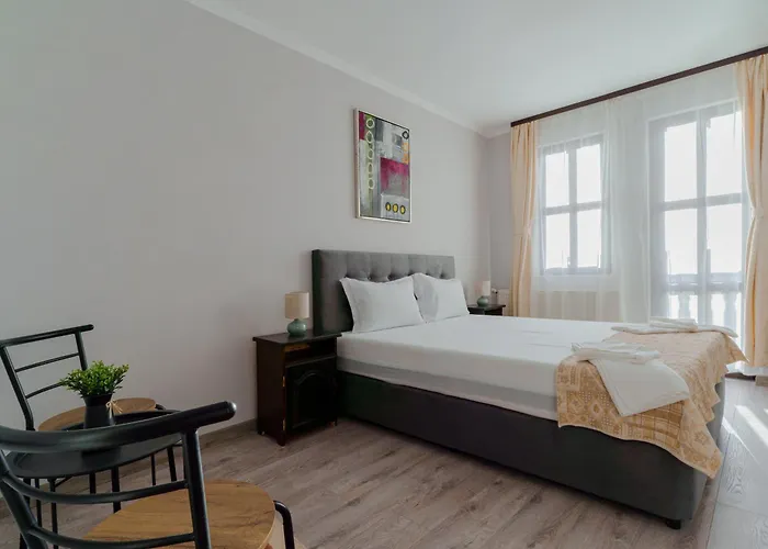 арбанашко село Hotel *