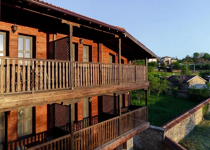 арбанашко село Hotel *