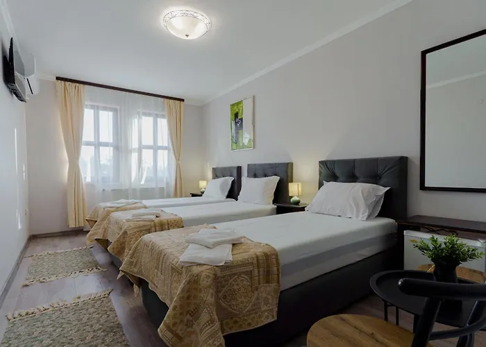 арбанашко село Hotel *